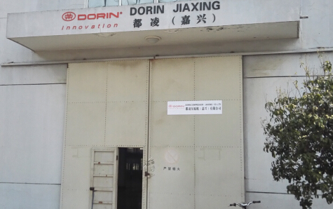 西藏林芝質(zhì)量技術(shù)監(jiān)督局的安全閥校驗(yàn)臺調(diào)試完畢